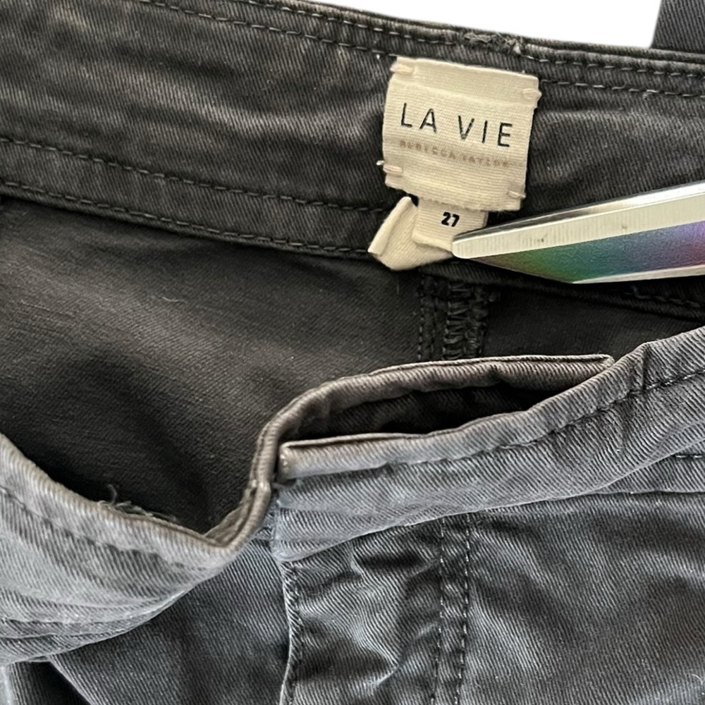 La vie Rebecca Taylor cargo style pants in a dark gray hue size 27 - Picture 3 of 4